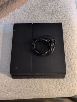 PS4 (4 Games included)