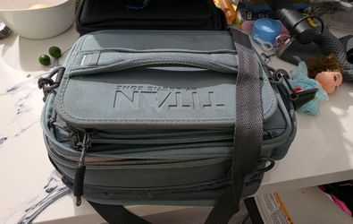 Titan lunch box