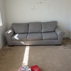 FREE COUCH 