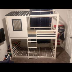 Twin Size Bunk Bed 