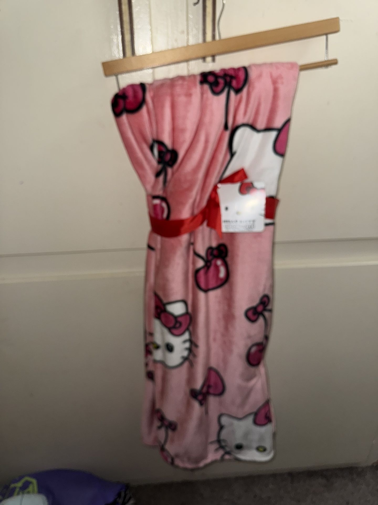 Hello Kitty Cherry Blanket