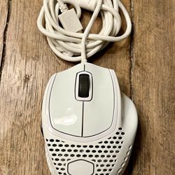 Used glossy white Cooler master mm720 wired mouse with corepad skatez