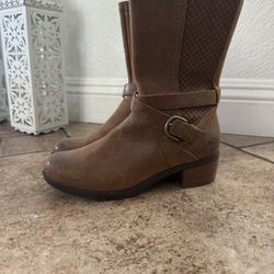 Ugg Camel Leather Boots