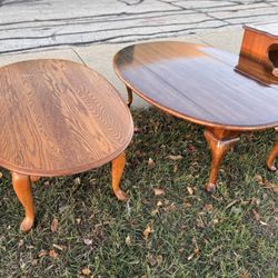 Vintage Coffee Tables Solid May Have A Scratch Or Two Not Bad At All sold separately pick up Mequon area for $20 delivery Milwaukee Mequon area