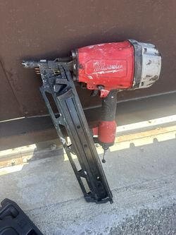 Milwaukee Nailer