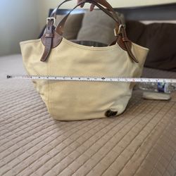 Dooney&bourke 