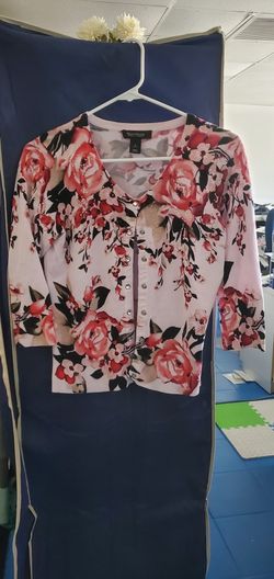 White House Black Market Sweater. Small
