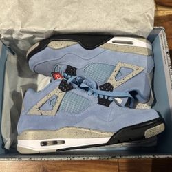 Jordan 4 Retro University Blue size 8.5