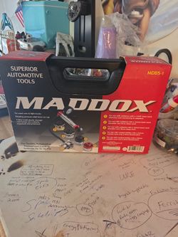 Maddox MDB5-1 Automotive Cooling System Pressure Tester Kit