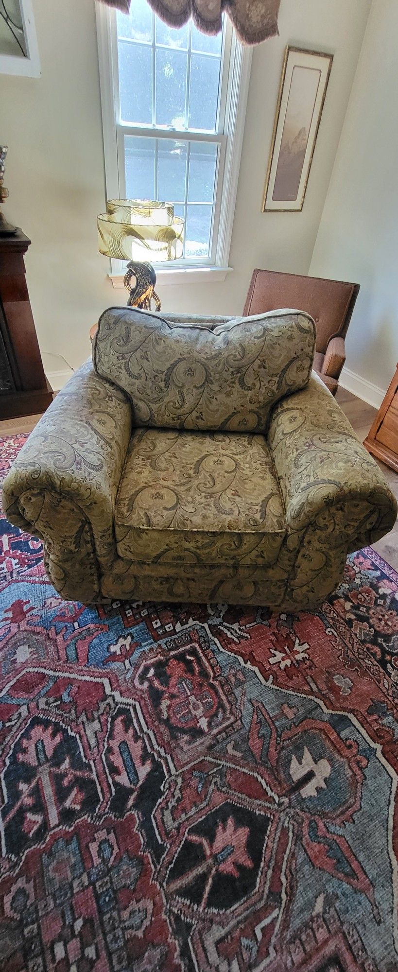 Free Chair With Matching Foot Rest