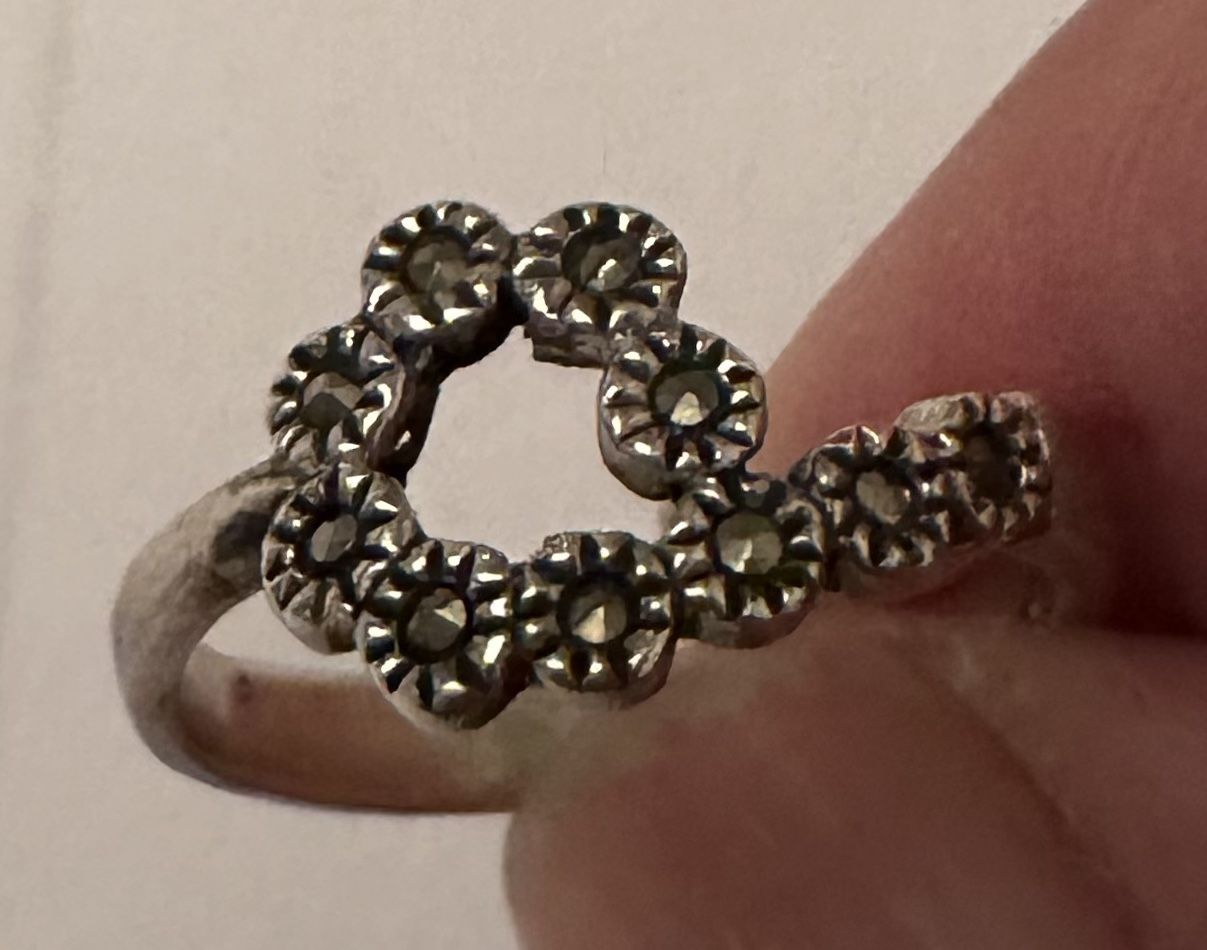 Sterling Silver Ring 