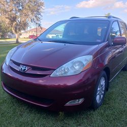 Toyota Sienna 2009