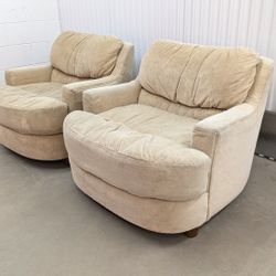 Vtg 1970s Kroehler Marshall Fields Oversized Lounge Chairs