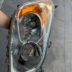 2008 To 2010 Toyota RAV4 Headlights OME 