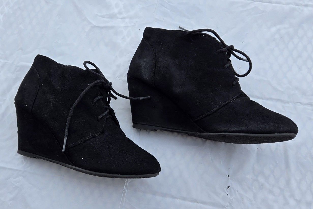 Black Booties