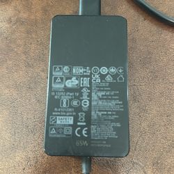 Used Microsoft Surface Pro 65W AC Adapter