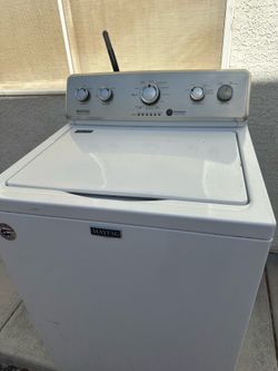 Maytag washer//free delivery and install