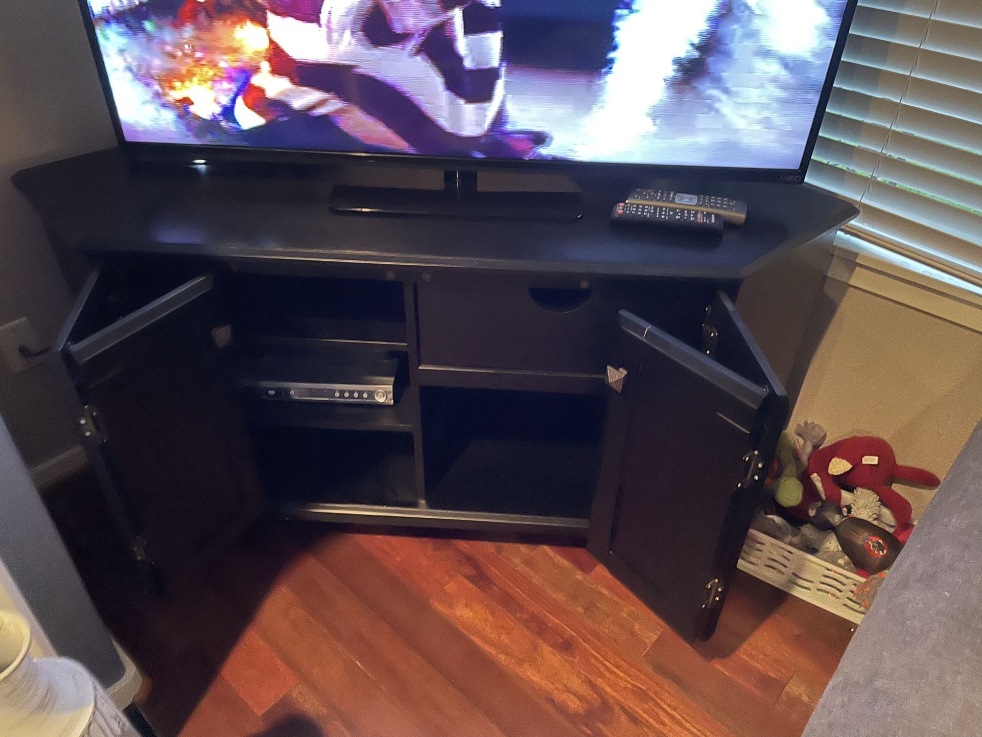 Corner TV Stand   Solid Wood Black