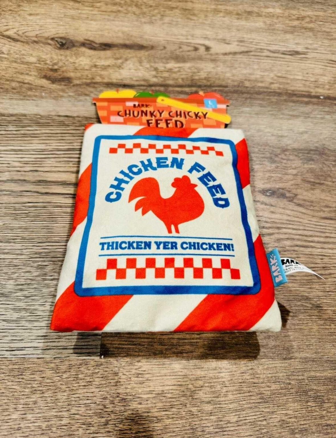 New chicken Feed Dog Toy