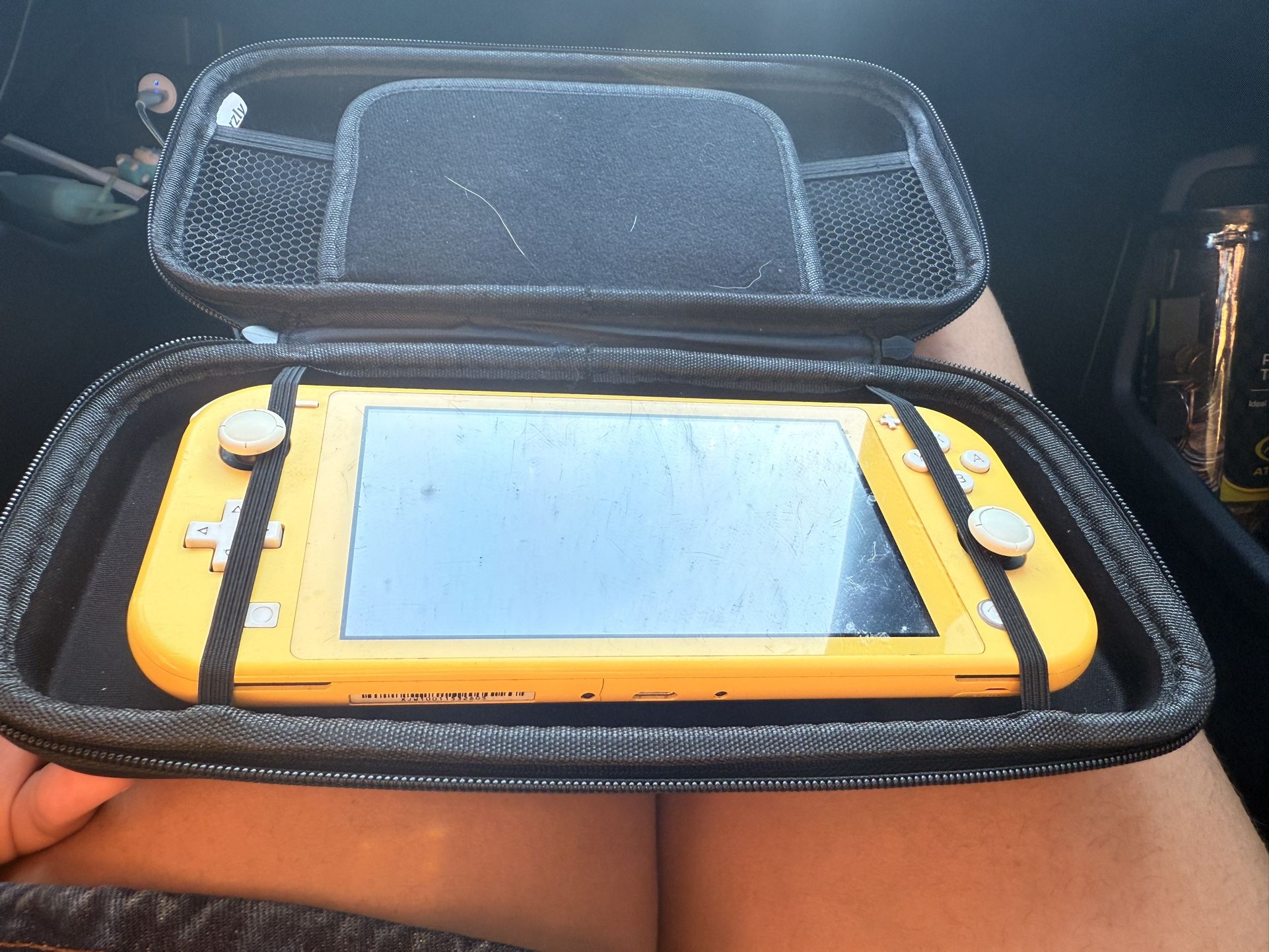 Nintendo Switch Lite Yellow