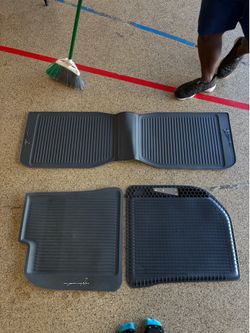 Factory Lucid Air All-Weather Mats (Set of 3)