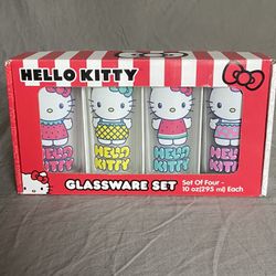 Hello Kitty Glassware Set