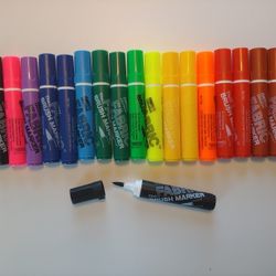 Fabric Brush Point Markers