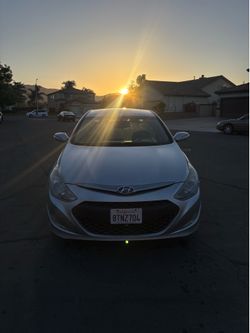 Hybrid Hyundai Sonata 2015