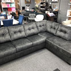 Sectional Couch 