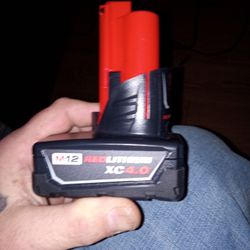 Milwaukee 12 Volt 4.0 Battery 