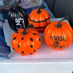 Halloween Pumpkins 
