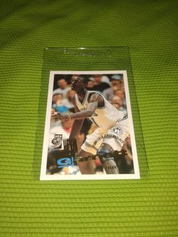 Like Mint 1996 Golden Kevin Garnett Rookie Basketball Card - Topps #237