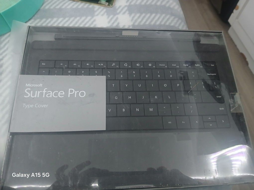 MICROSOFT SRFACE PRO TYPE COVER