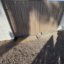 10ft Rv Gate Recently Painted With Posts