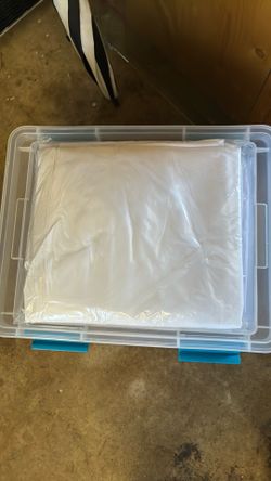 Round table clothes