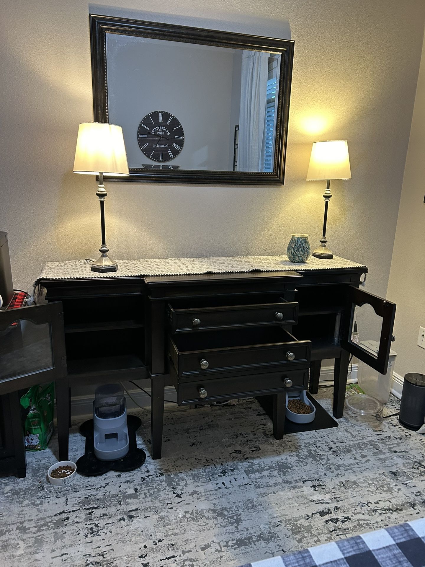Kitchen Hutch