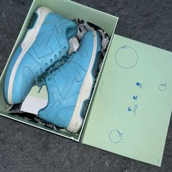 Off-White “Out of Office” Light Blue — Size 43 / US 10 🕊️