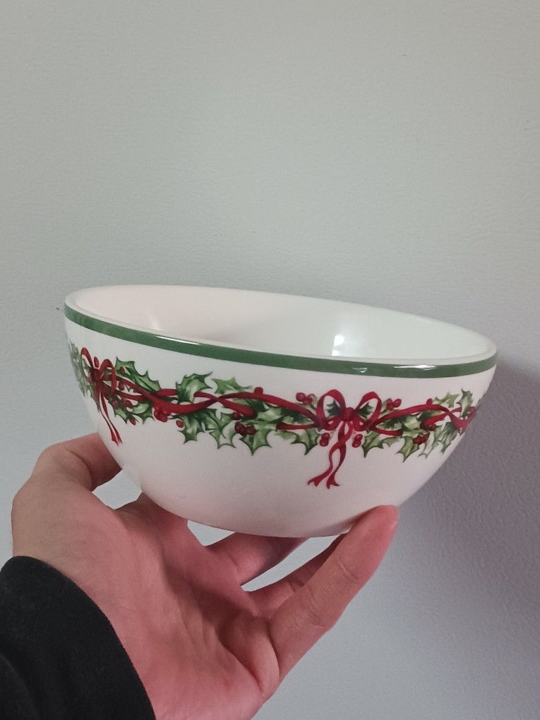 Vintage Plates And Bowls