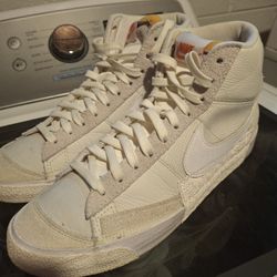 Nike Shoes 