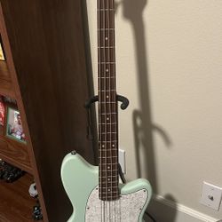 Mint green/blue Ibanez TMB-100 bass