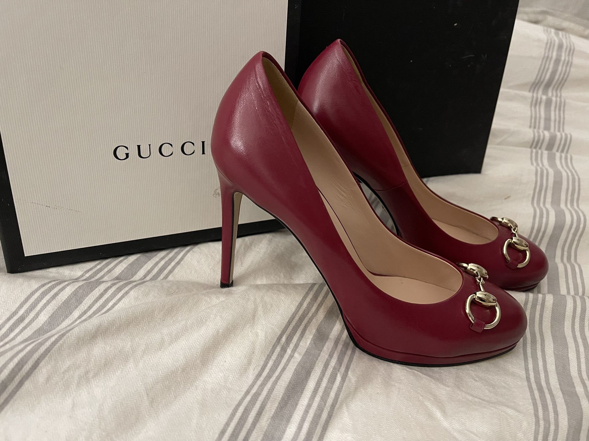 Gucci Leather Dark Pink Pumps