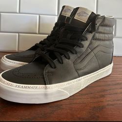 Brand New sk8 Hi vans Size 8 And Size 10 ( 9.5  - 11.5 In Woman’s )