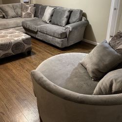 2 Piece Sectional couch W/Swivel Chair!!!
