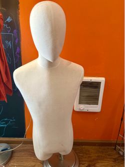 Men’s dress form mannequin