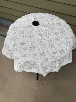 Christmas Tree Skirt