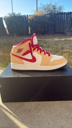 Air Jordan 1 MID size 6y