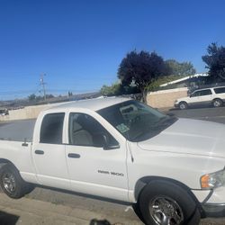 2005 Dodge Ram 1500 4 Door