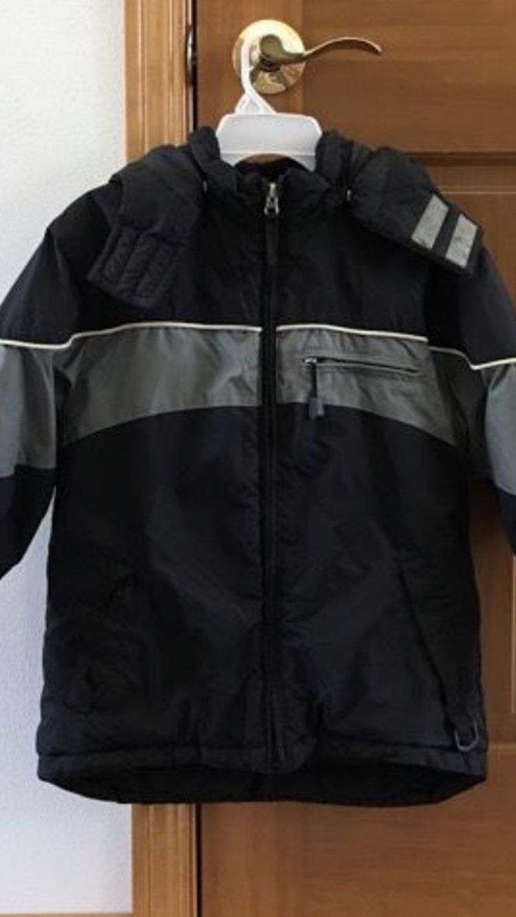 Boys Winter Coat - Size M