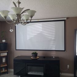 Projector With 100in Screen 