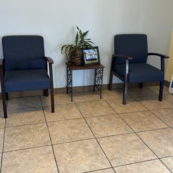 Office chair and table set.  Like new